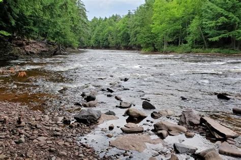 Porcupine Mountains waterfalls hike to 3 waterfalls! 🌳 MAP Presque Isle River waterfalls loop ...