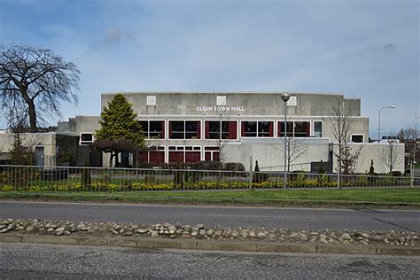 Elgin Town Hall © Anne Burgess cc-by-sa/2.0 :: Geograph Britain and Ireland