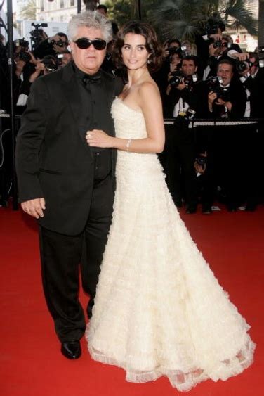 penelope cruz wedding dress john galliano | Wedding Styles