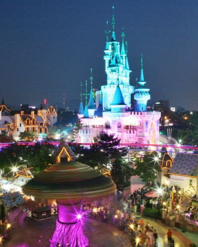 Lotte World - good for kiddies - in Seoul. South Korea's Disneyland. South Korea Seoul, South ...