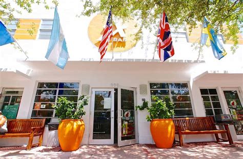 Miami Beach Hostels - South Florida on the Cheap