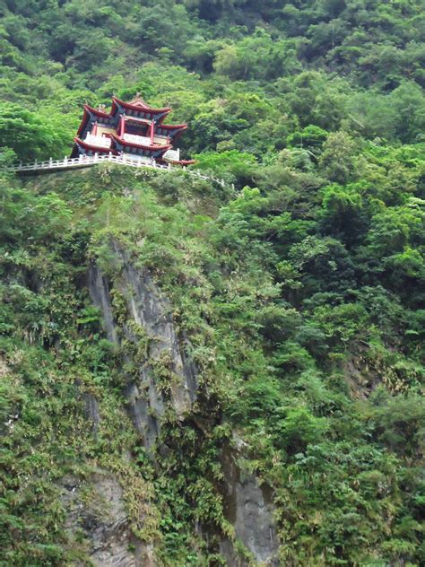 Eternal Spring Shrine, Taiwan | Inspired Tours