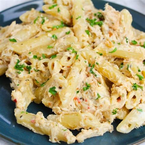 Slow Cooker Olive Garden Chicken Pasta Recipe - Bake Me Some Sugar