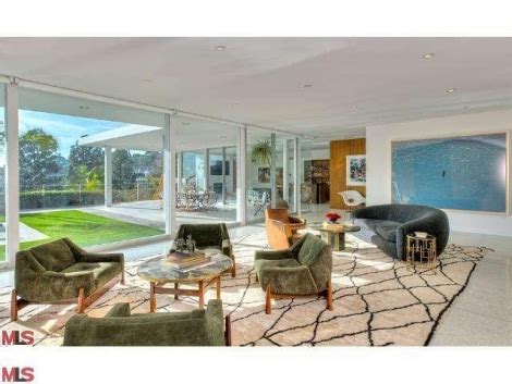 Celebrity Real Estate: Jimmy Buffet’s new $8.25 million Beverly Hills ...