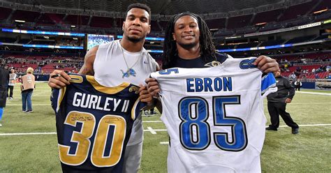 Lions join other NFL players in jersey-swapping craze