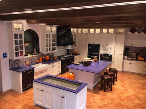 13 Must See Retro Big Chill Kitchen Layouts