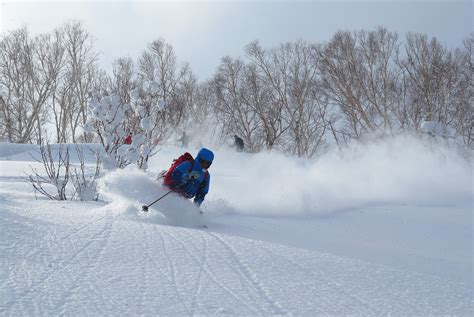 Skiing Japan Hokkaido – Pathfinder Travels