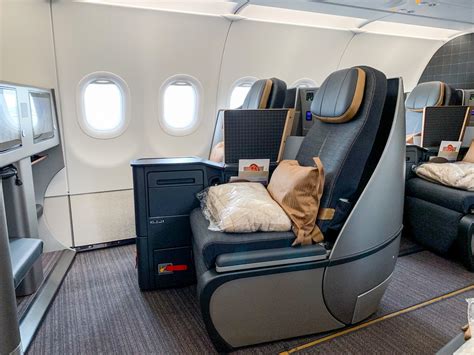 A review of Starlux Airlines A321neo in business class