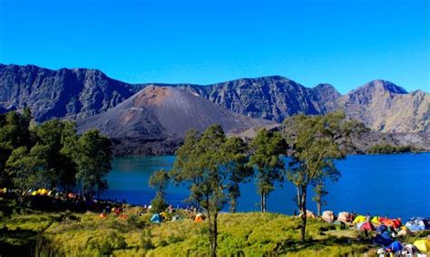 Danau Segara Anak, Danau Air Panas Eksotis di Gunung Rinjani Lombok ...