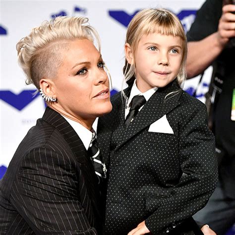 Pink Shows Off Daughter Willow's Singing Voice in Adorable Video