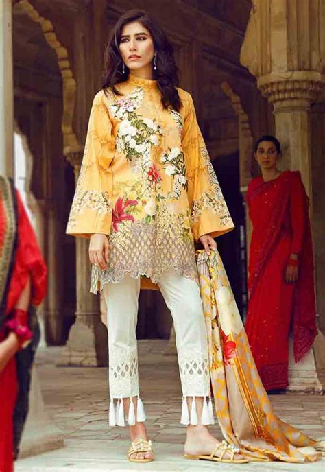 Pakistani Eid Dresses For Girls To Try In 2024-2025 | FashionEven