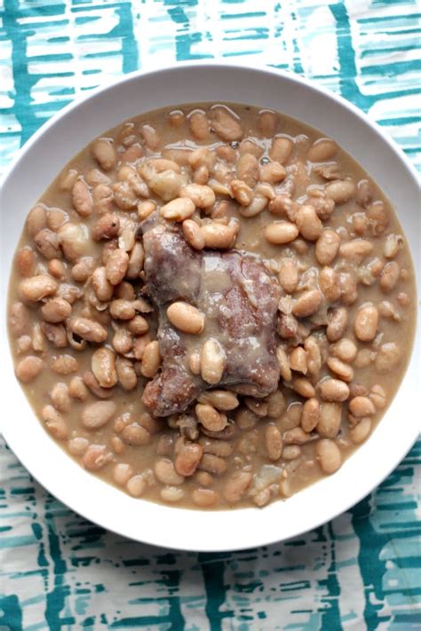 Pinto Beans With Ham Hocks Recipe | The Hungry Hutch