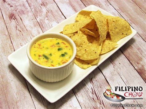 Chili Con Queso (Spicy Cheese Dip) - Filipino Chow