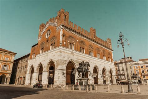 10 Best Things to Do in Piacenza Italy - Piacenza Travel Guide - SGW