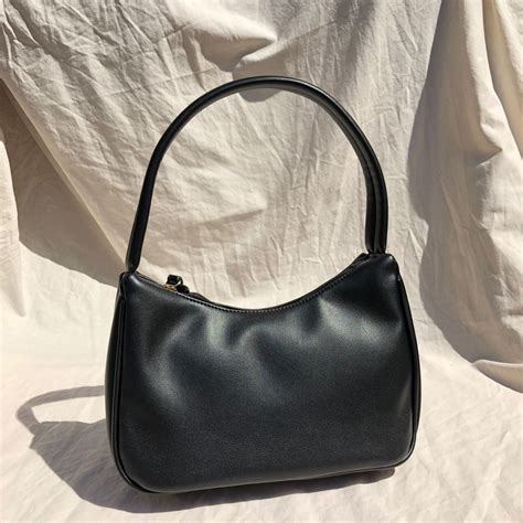 Mini hobo shoulder bag in black – CURATED by FS | Handtassen