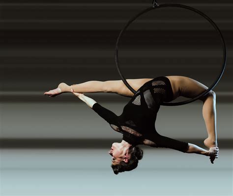 Aerial Hoop Workshop - Advanced | 25. NOV | SA 14:30 - Open Aerial Dance