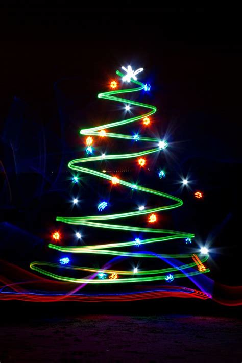 25 Wonderful Christmas Light Painting Images | Christmas light ...