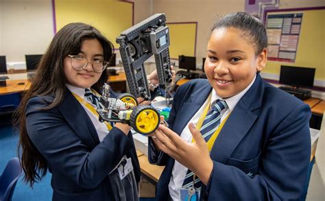 Robotics challenge for Swindon pupils