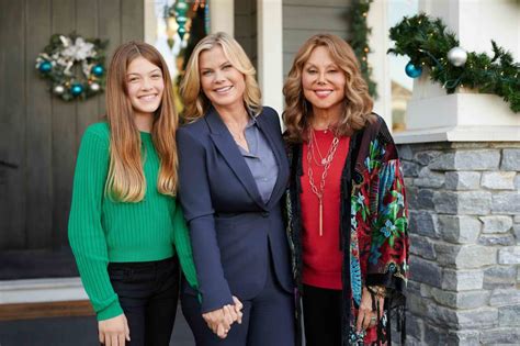 Marlo Thomas and Alison Sweeney Talk About Playing Mother And Daughter In Hallmark’s "A Magical ...