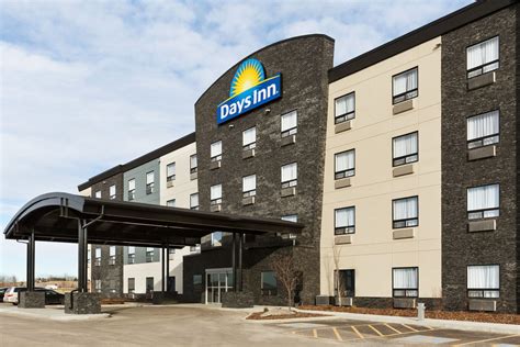 Days Inn by Wyndham Calgary North Balzac | Balzac, AB Hotels