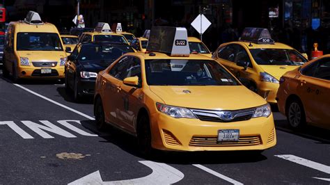 New York Yellow Taxi Wallpaper | Best HQ Wallpapers