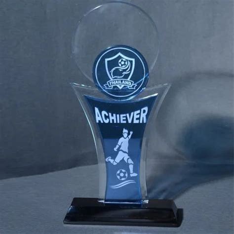 Engraved Glass Trophy at Rs 450/piece in Chennai | ID: 15593418655