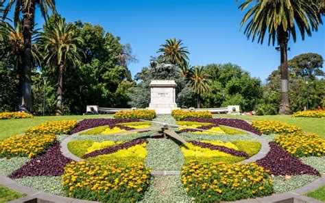 12 Delightful Places To See Flowers Around Melbourne - Secret Melbourne