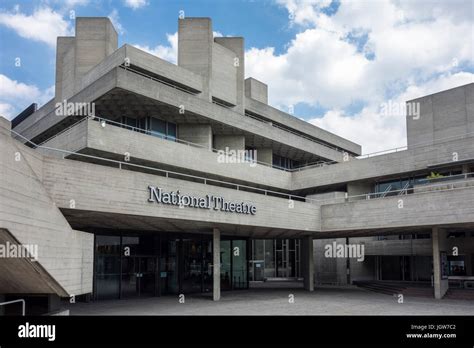 Brutalist architecture London: The Royal National Theatre brutalist Stock Photo, Royalty Free ...