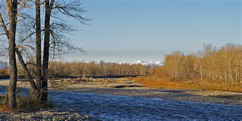 High River, Alberta Neighborhood Guide - Parkbench