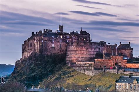 10 surprising facts about Edinburgh Castle