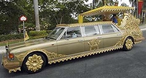 Unbelievable - A Man Has 5,000 Cars Worth N2.3 Trillion - Car Talk ...