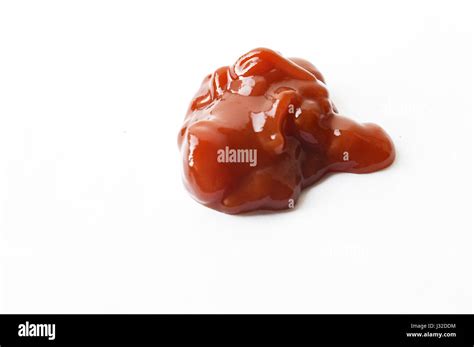 ketchup isolated on white Stock Photo - Alamy