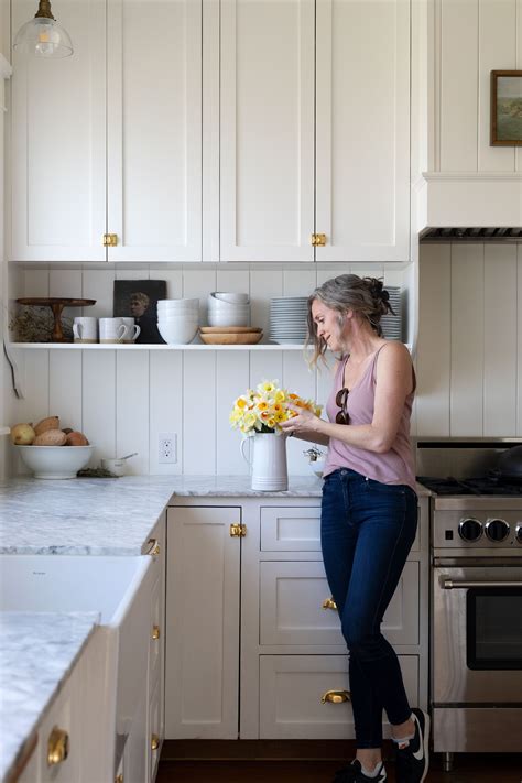 Our Best Tips for Styling Open Shelves in the Kitchen — The Grit and Polish