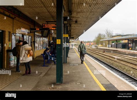 Oxford rail station hi-res stock photography and images - Alamy