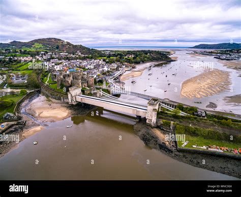 Conwy castle aerial hi-res stock photography and images - Alamy