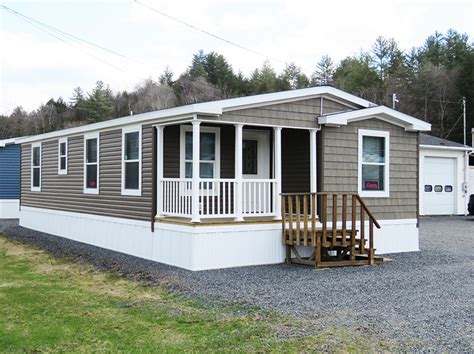 Alburgh Double-Wide Mobile Home 24 x 46(42) - Village Homes