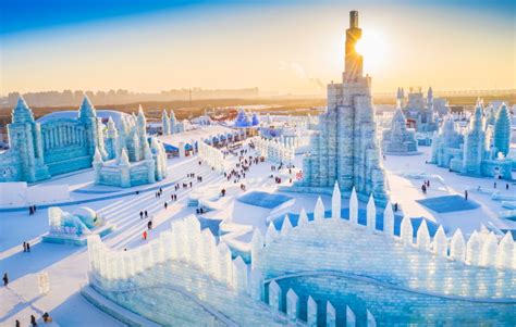 World's largest ice festival is underway in China. It's breathtakingly beautiful! - GCC Business ...