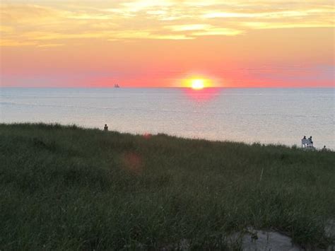 Cape Cod sunset - Picture of Race Point Beach, Provincetown - TripAdvisor