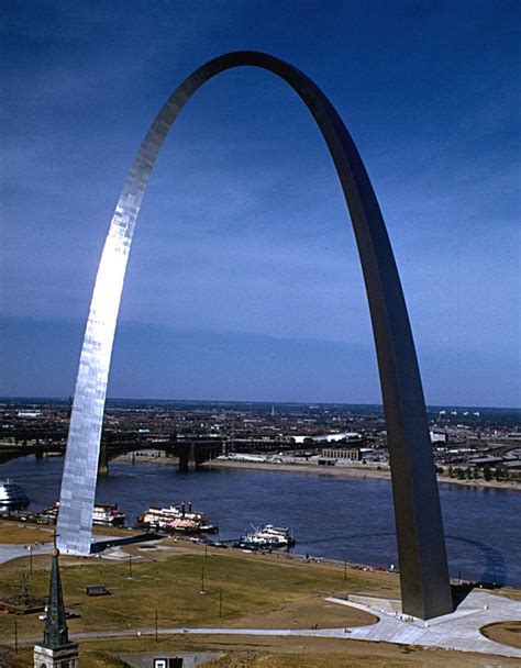 St. Louis arch