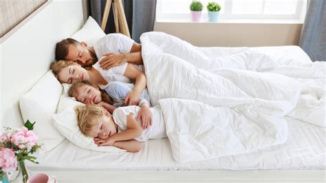 Let the kids in the bed? 7 in 10 parents OK with co-sharing, think it should be 'normalized'