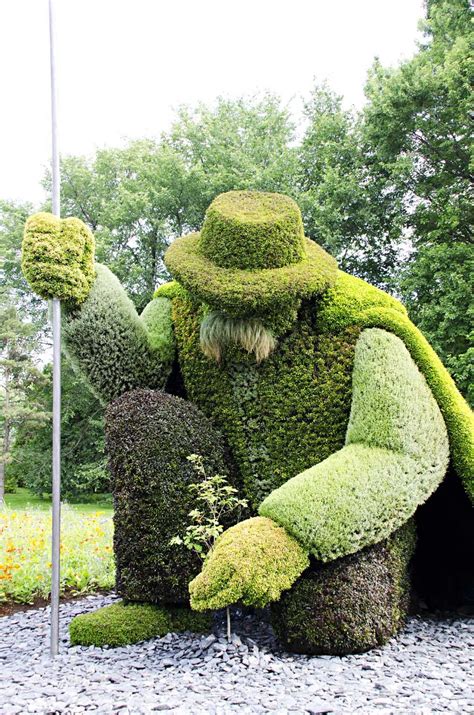 Mosaicultures (4), a photo from Quebec, Central | TrekEarth | Topiary garden, Garden art, Plants