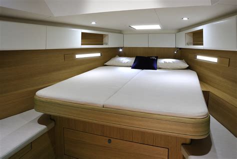 Solaris Yacht 37 | Luxury Marine Ltd