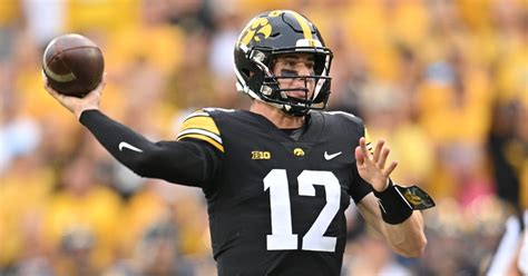 Iowa vs Penn State Experts Picks, Predictions, Week 4 - College Football News | College Football ...