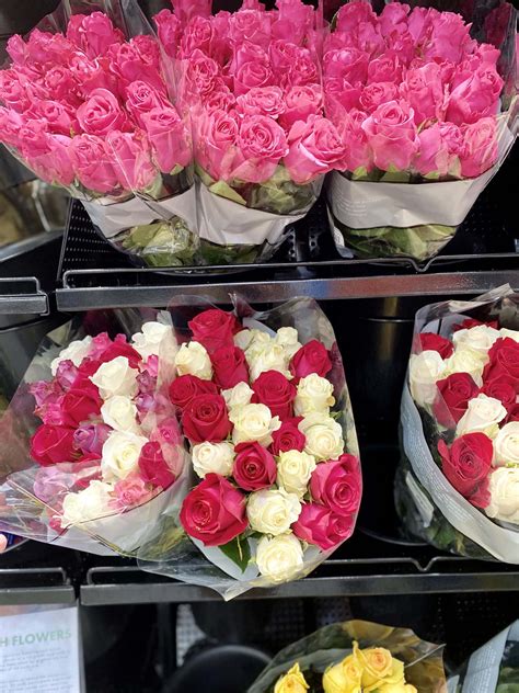 Costco | Pre-Order 50 Beautiful Roses for Under $50 Delivered!