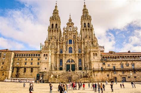 Santiago de Compostela: Ziel des Jakobsweges (incl. 11 attraktive ...