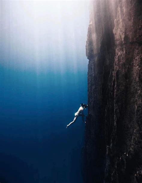 steep underwater cliff. : r/thalassophobia