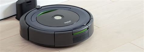 iRobot Roomba 695 vs. 690: Robot Vacuum Comparison