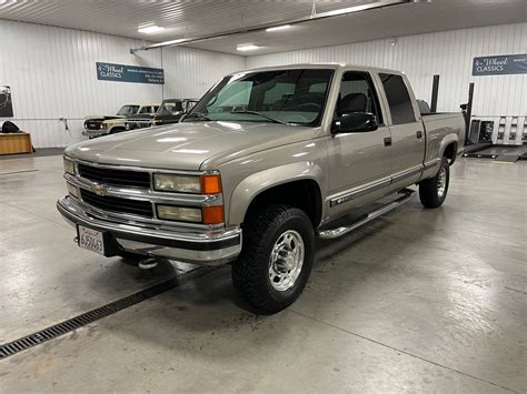 2000 Chevrolet Silverado 2500 | 4-Wheel Classics/Classic Car, Truck, and SUV Sales