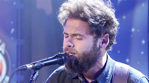 ‘Passenger’ sings hit song ‘Let Her Go’ - TODAY.com