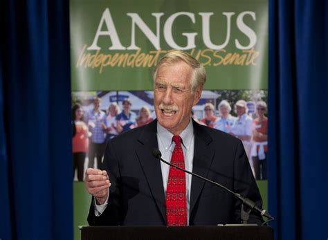 Maine Senator-elect Angus King to pick party this week - CBS News